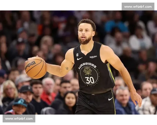 克莱 2700 记三分登历史前五！852 场铸就无球传奇