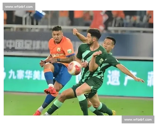 哨响球碎！中超争议判罚惹毛王钰栋，业余操作再引怒潮