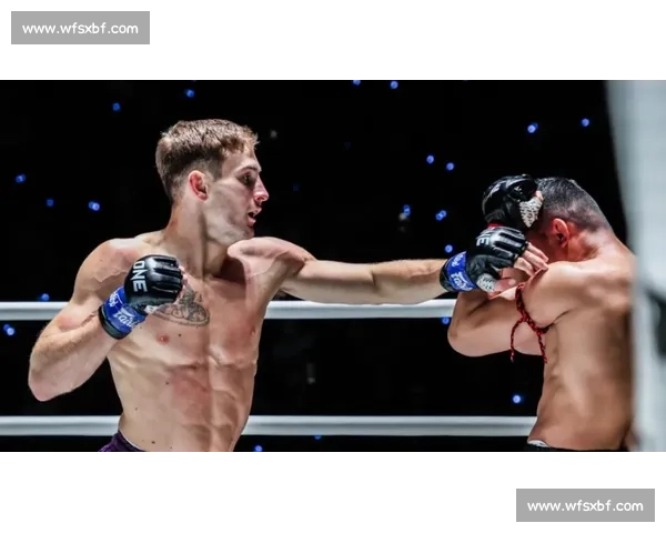 沃特斯对决里贡多拳坛巅峰之战揭示技术与意志的终极较量世界级经典篇章