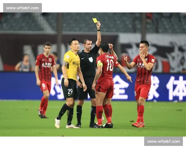 广州恒大对阵上海上港经典对决全场回放与关键瞬间解析精彩战术复盘