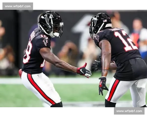 温哥华白帽迎战华盛顿争夺关键积分的激烈对决前瞻看点全面解析